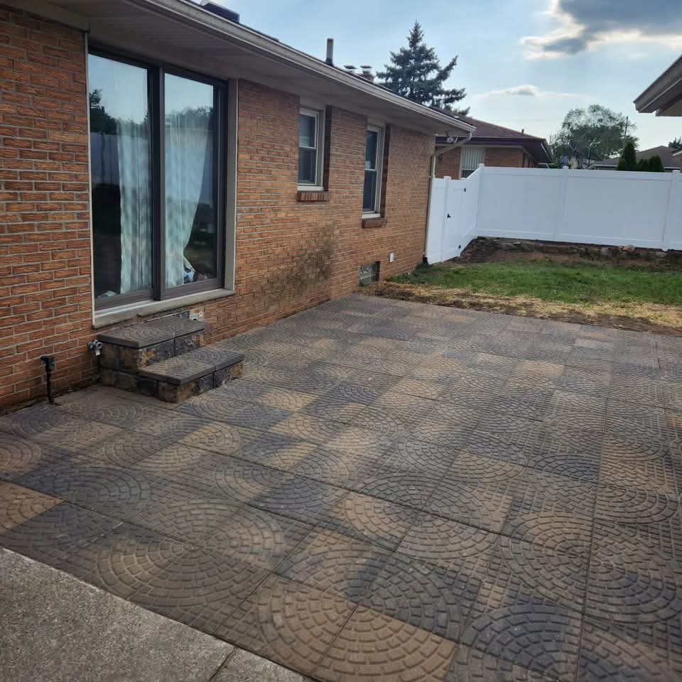 Paver patio installation in Grand Rapids, MI
